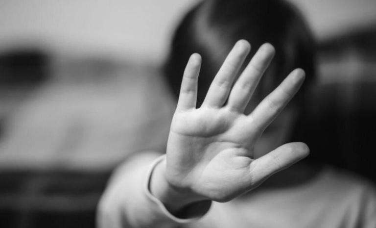 abuela denuncia a papá de nieto por violación equiparada contra menor