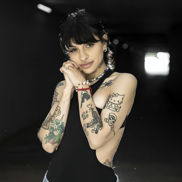 Ángela Aguilar habría hablado de polemicas en canción