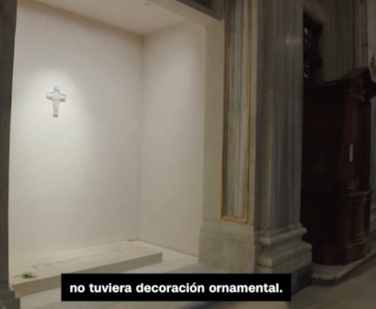 Así es la tumba donde fue enterrado el papa Francisco