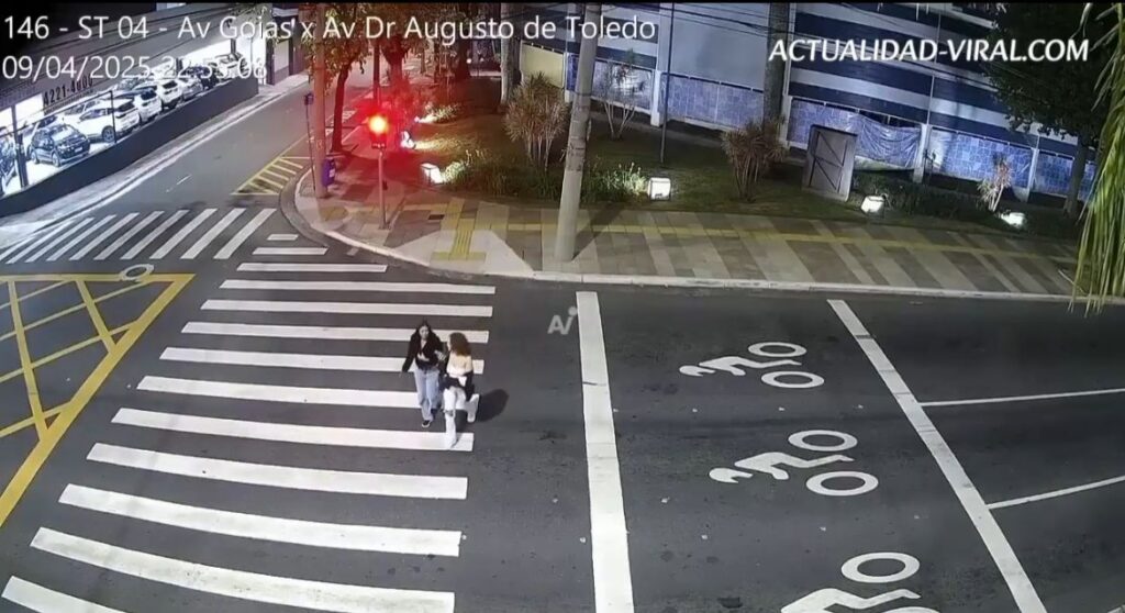 Conductor asesina a dos mujeres jóvenes