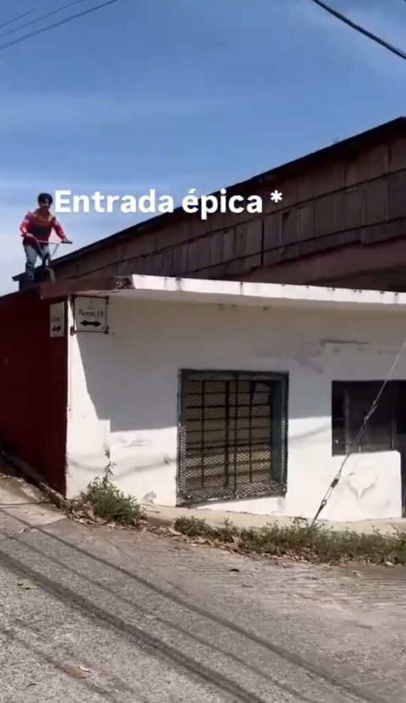 Joven salta del techo en bicileta