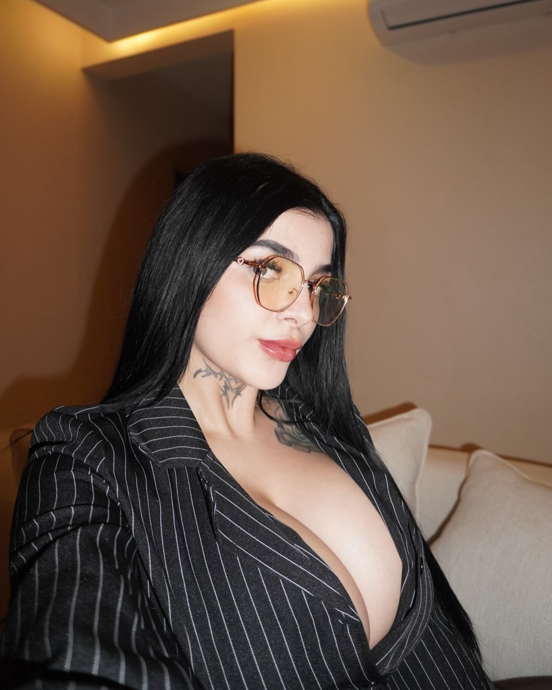 Karely Ruiz