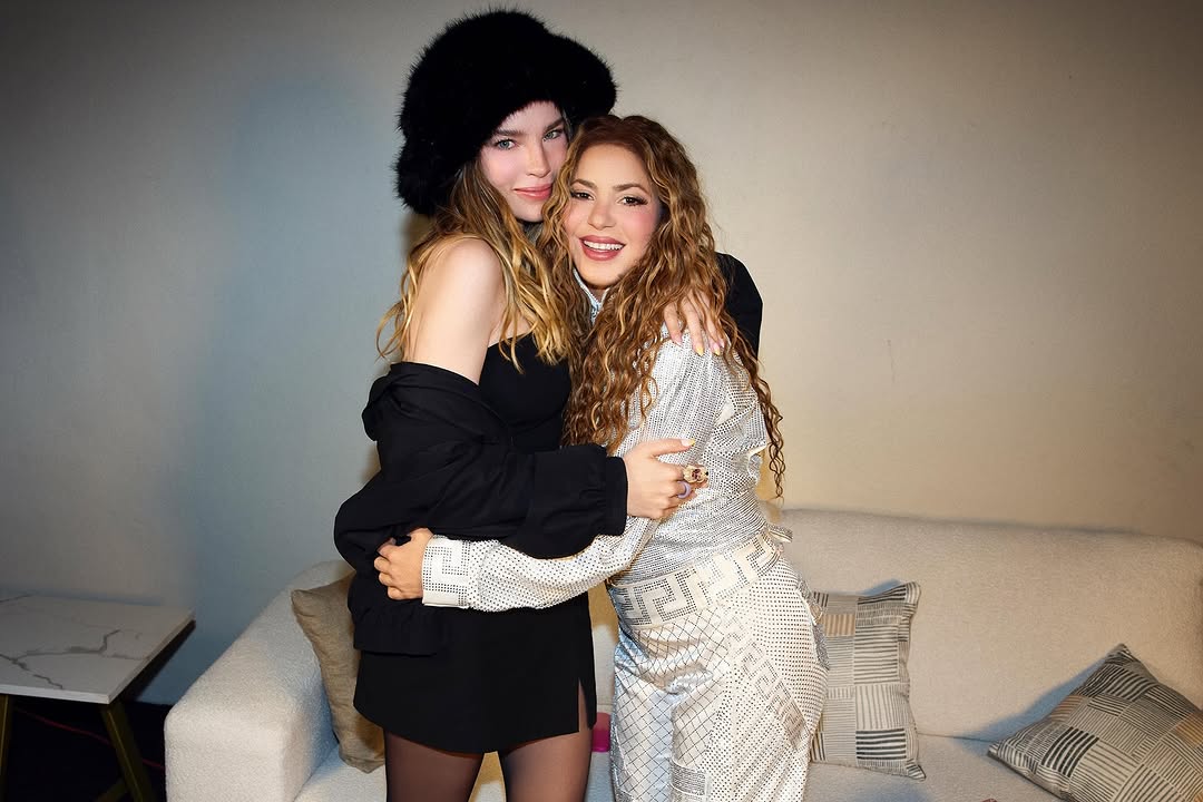 ¿Shakira barrió a Belinda con la mirada en último concierto?