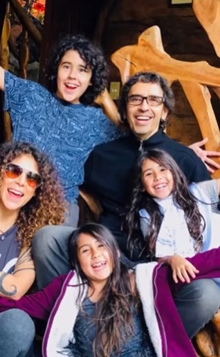 Vica Andrade, Memo del Bosque y su familia