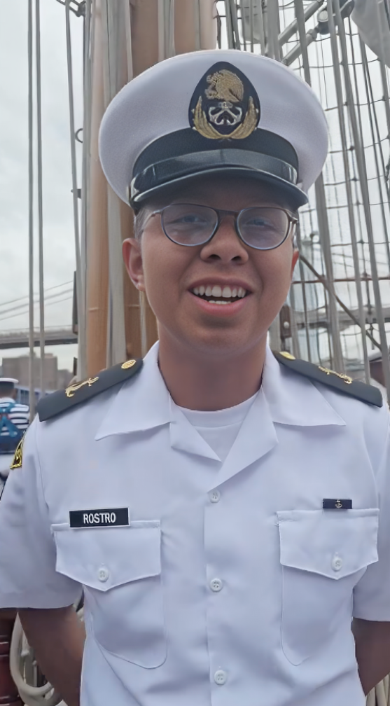 Cadetes grabaron video antes del choque de buque Cuauhtémoc