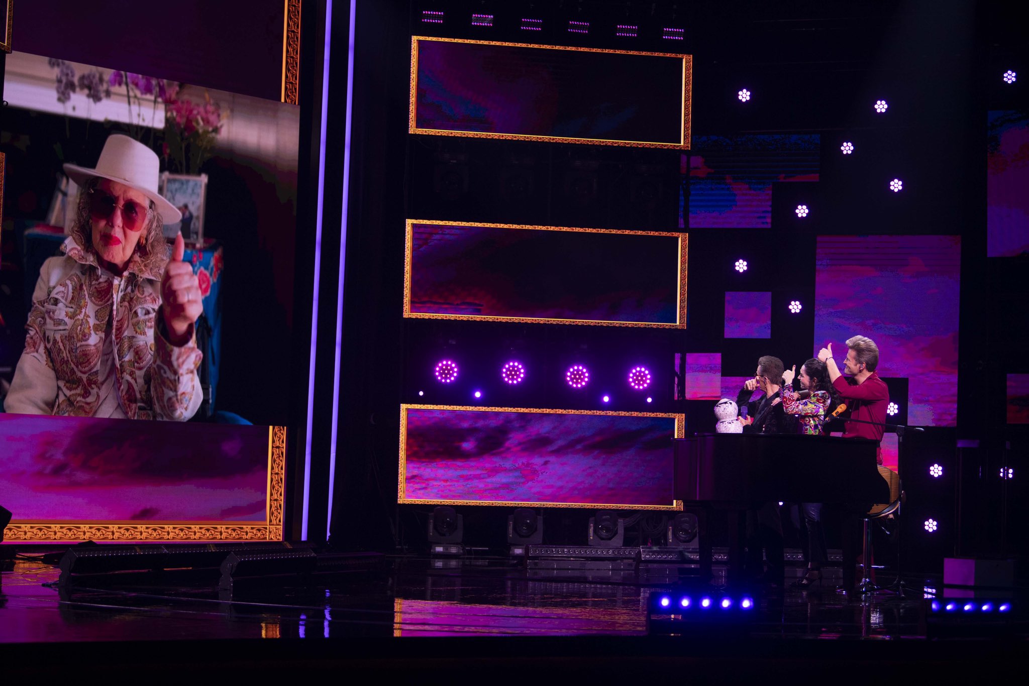 Homenaje a las madres en Juego de Voces