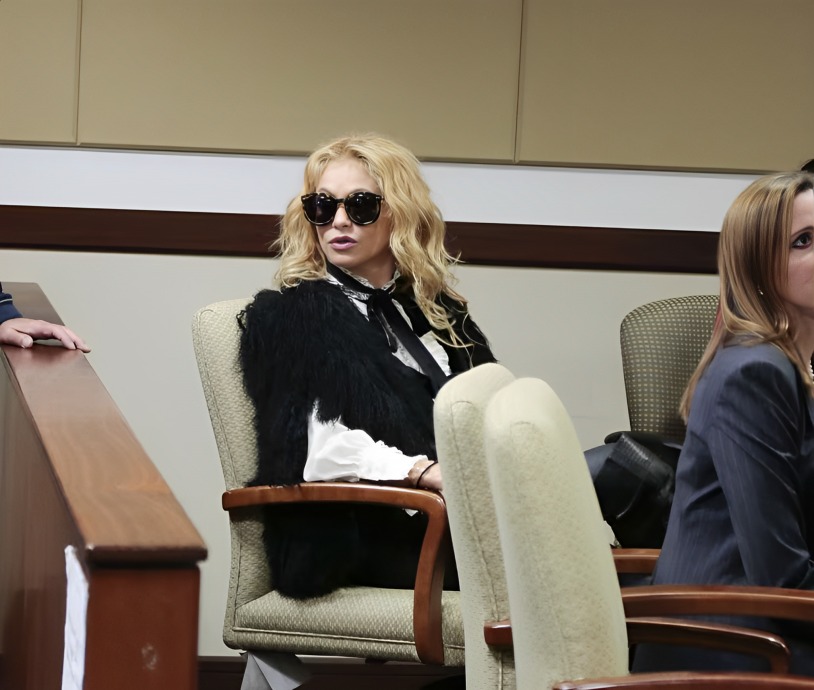 Fans de Paulina Rubio le demuestran su apoyo