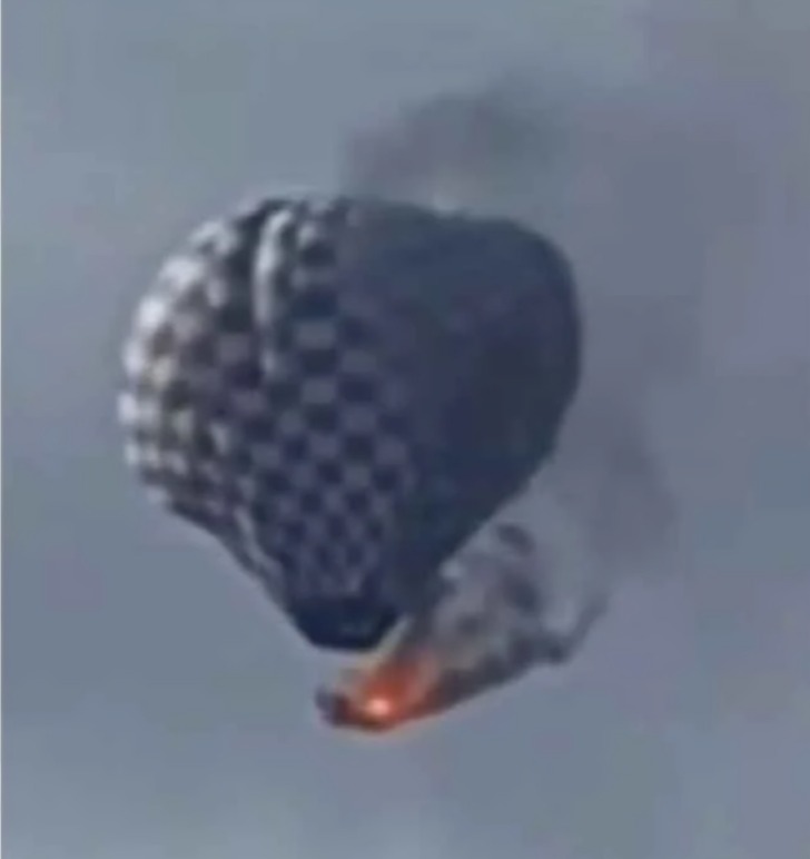 Globo aerostático se indendia durante festival