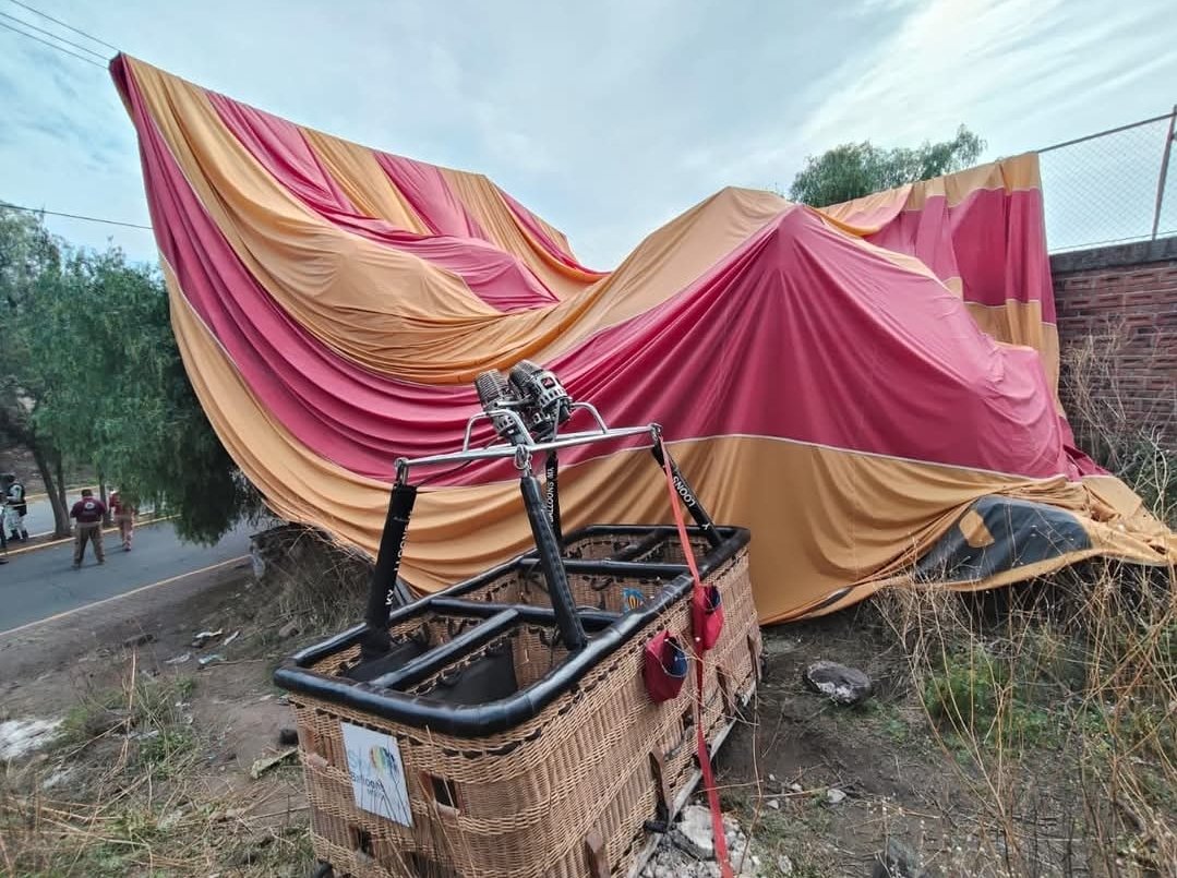 Edomex. Globo aerostático se desploma cerca de Teotihuacán