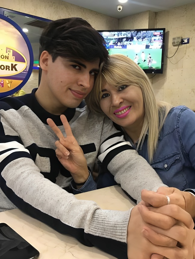 Mamá y La Divaza