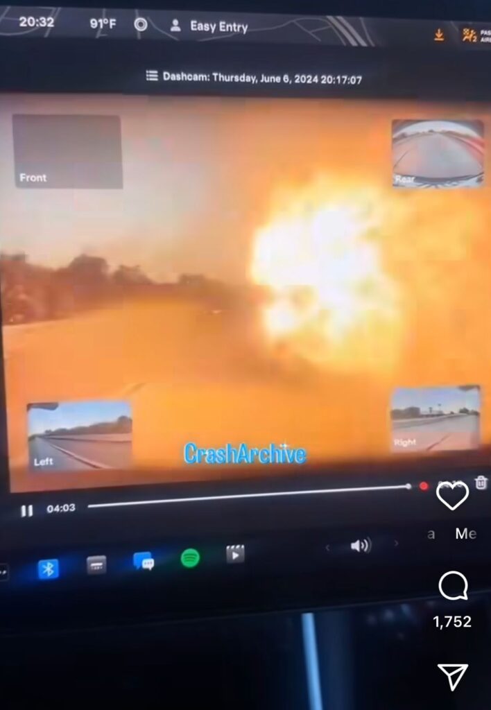 Motociclista explota tras reclamar a conudcotr