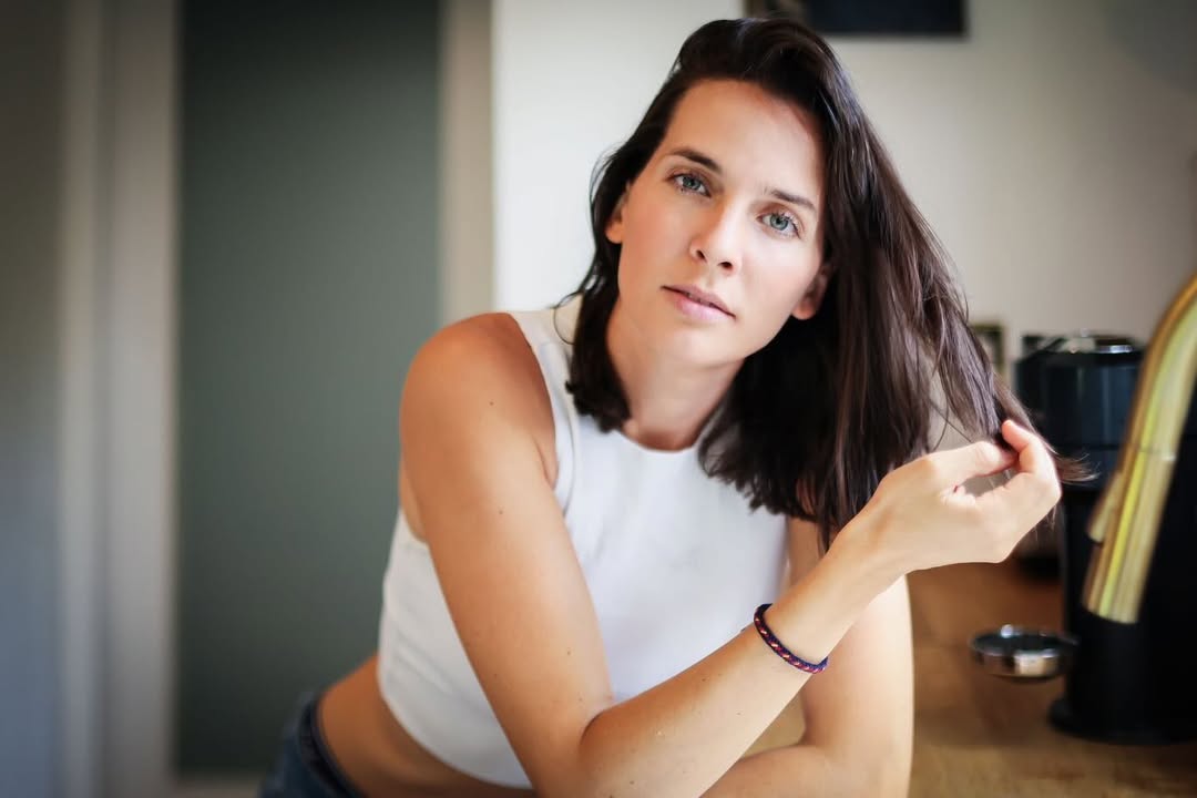 ¿Quién es Kendra Santacruz?