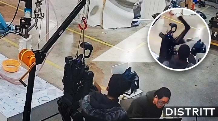Robot intenta atacar a trabajadores durante prueba