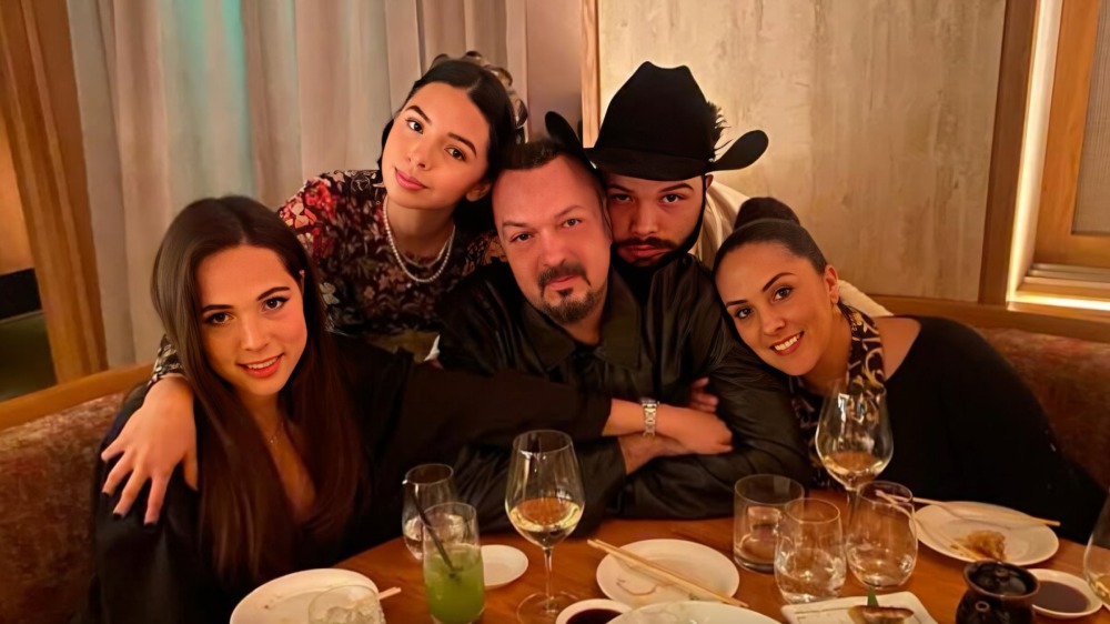 Familia Aguilar estaría pendiente de Cazzu