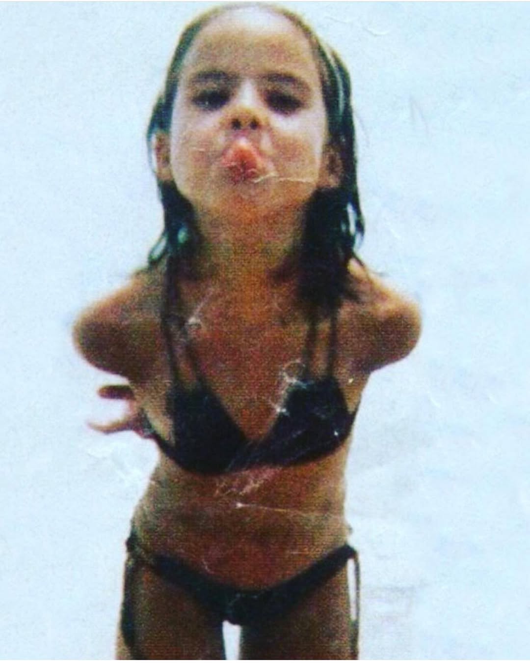 Kate del Castillo niña