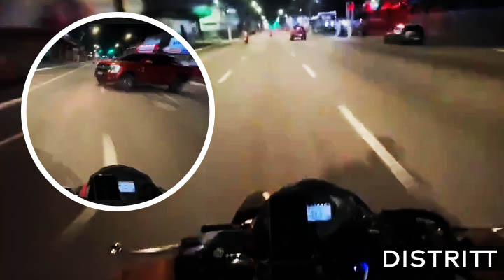 Motociclista graba momento en que choca con camioneta