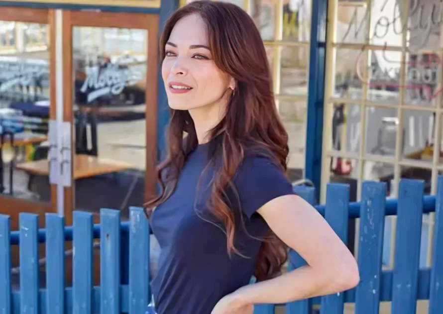 Kristin Kreuk (Lana Lang)