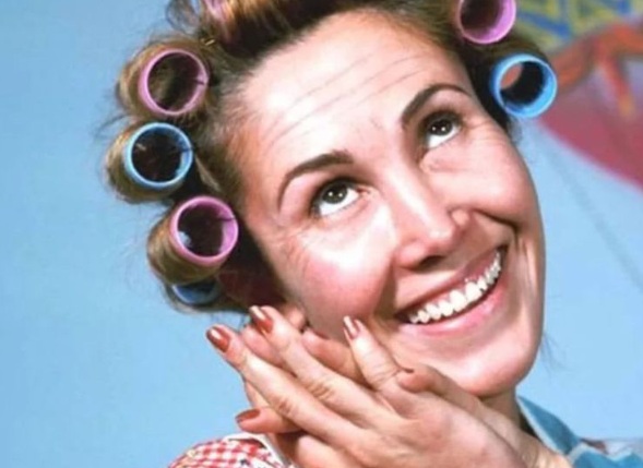 Florinda Meza como Doña Florinda
