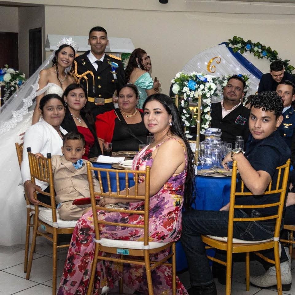 Joven muere en su luna de miel tras caerle un rayo