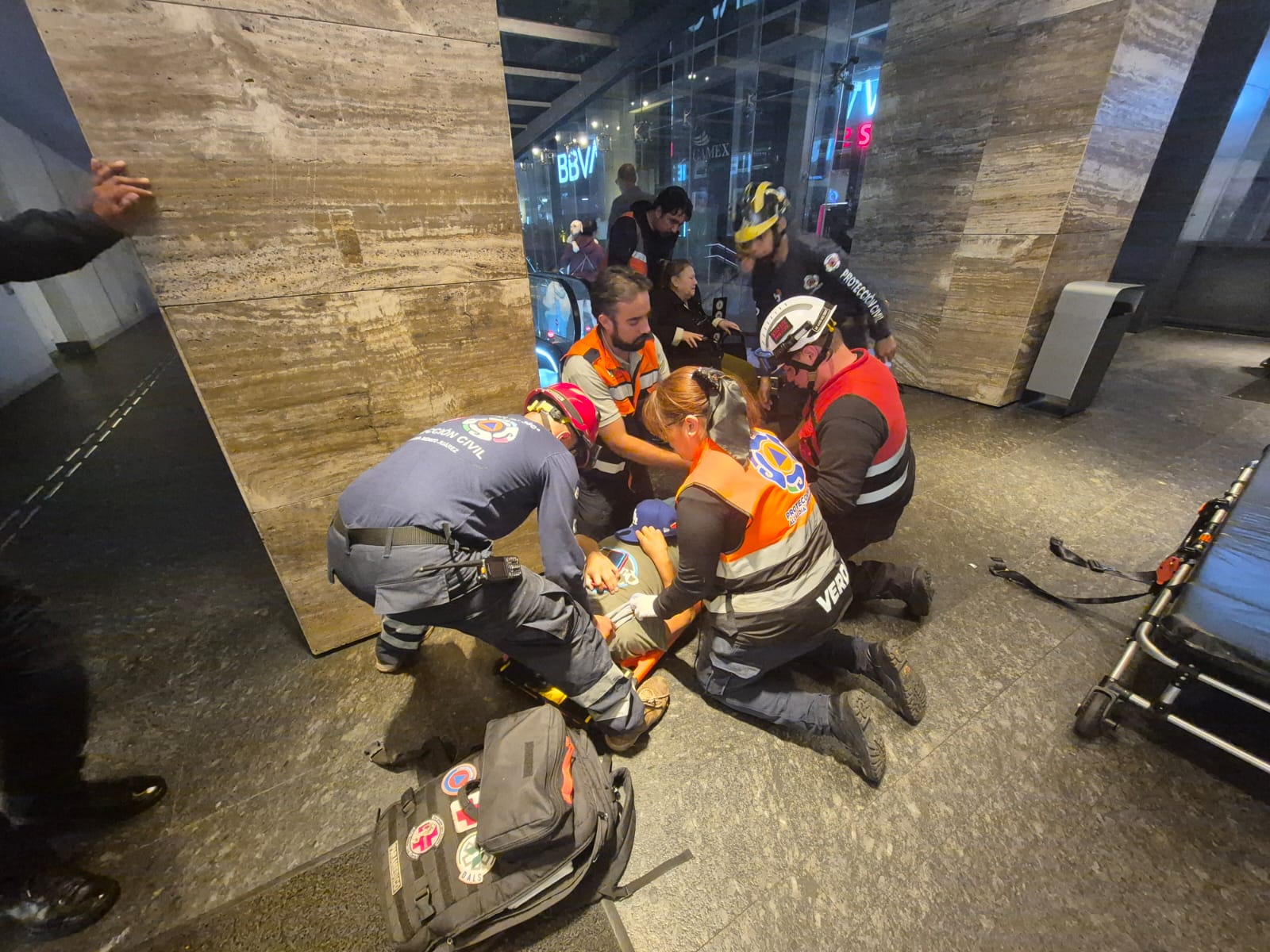 Se desploma elevador en Plaza Mitikah
