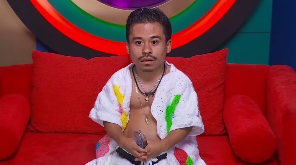 Abelito se corta barba y bigote en LCDLF