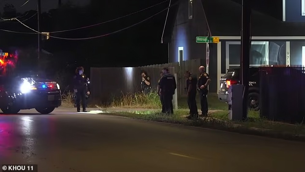 Asesinan a niños por tocar timbre y huir