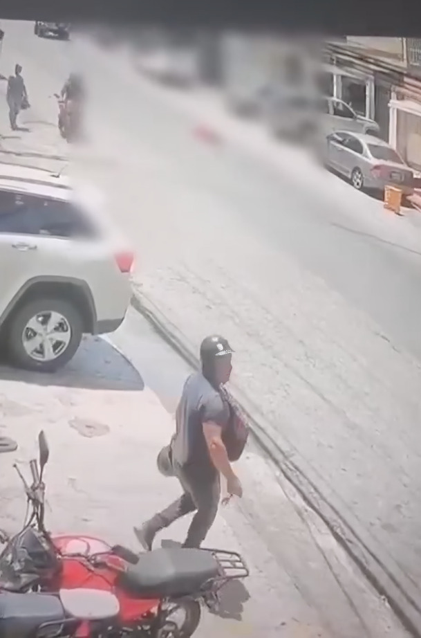 Detienen a conductor de camioneta 4x4