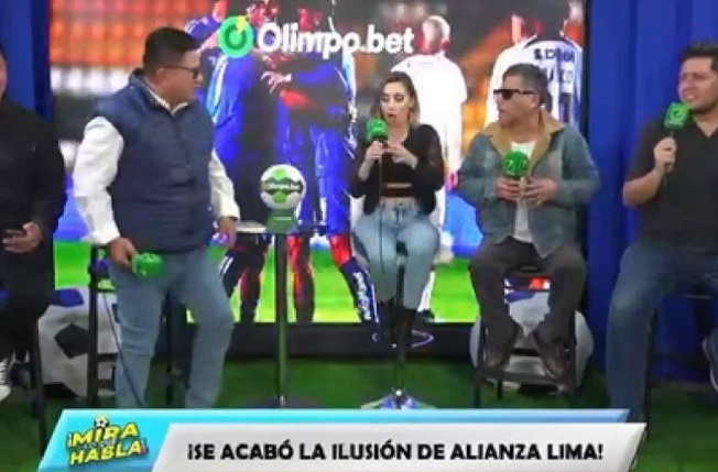 Pelea entre conductores deportivos