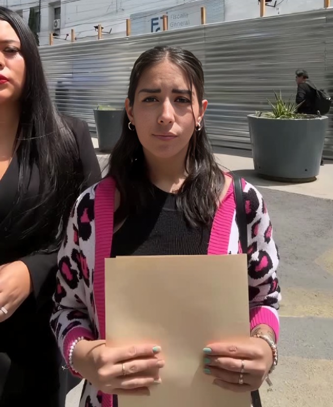 Influencer demanda penalmente a Ricardo Pérez