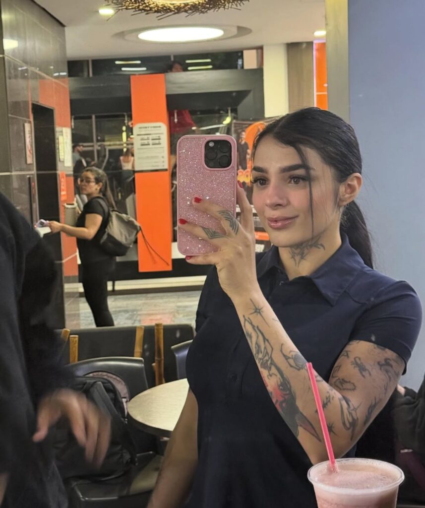 Karely Ruiz gana batalla de box