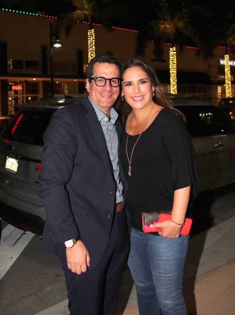 Angélica Vale y su esposo