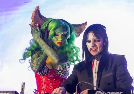 Belinda y su fiesta de Halloween
