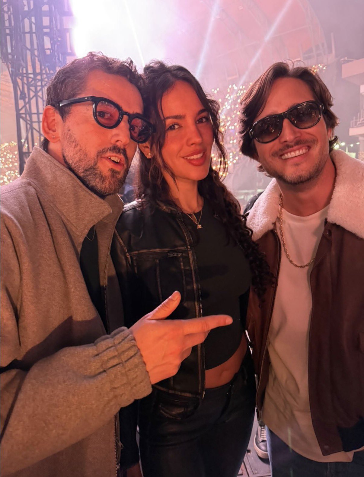 Eiza Gonzalez se defiende tras críticas por baile a Boneta