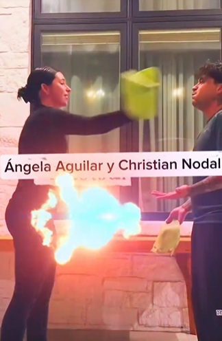 Difunden video de Ángela Aguilar cacheteando a Nodal