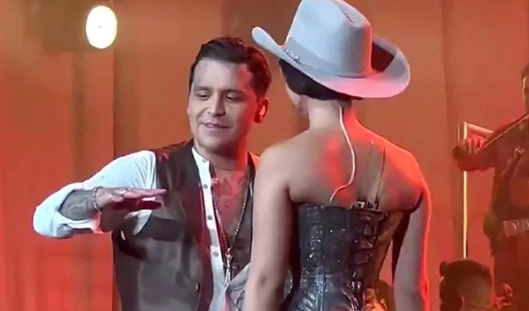 ¿Cachetada de Ángela a Nodal fue broma?