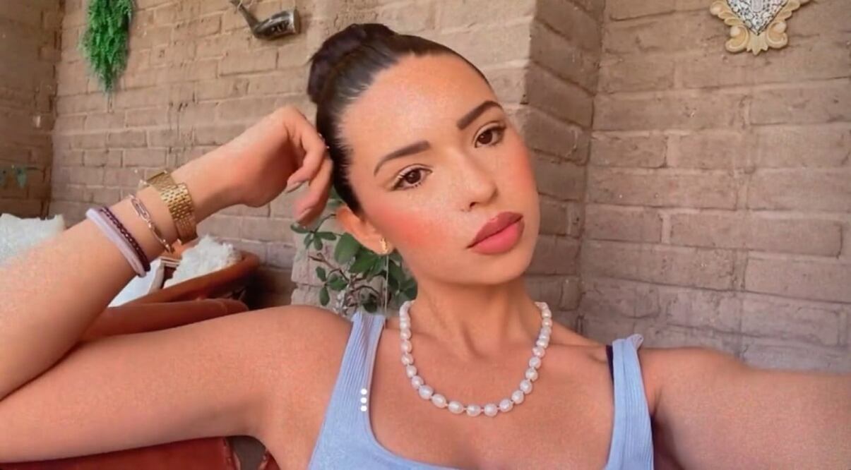 Ángela Aguilar usa las joyas que eran de Cazzu