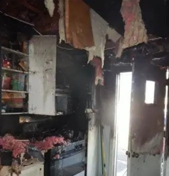 Daños por incendio provocado por un gato en Texas