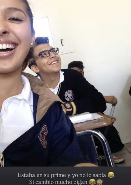 Ex de nodal revela fotos del artista cuando iban en la prepa