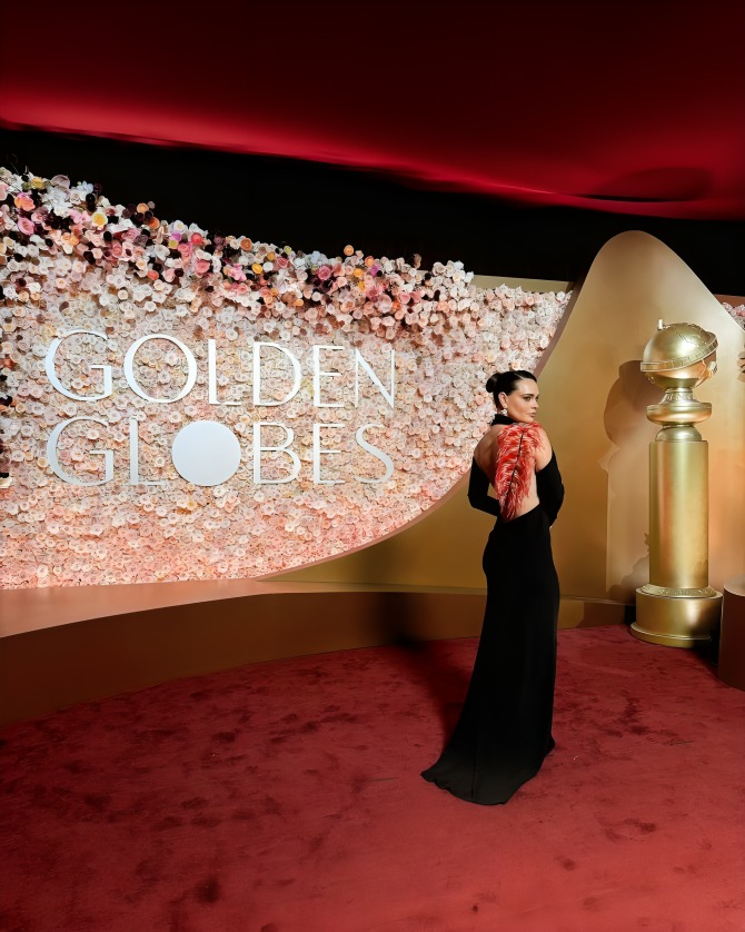 Fabiola Guajardo desfila en los Golden Globes
