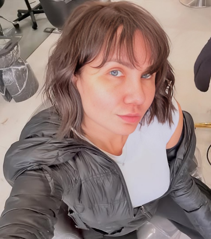 Michelle Vieth se hace cambio de look