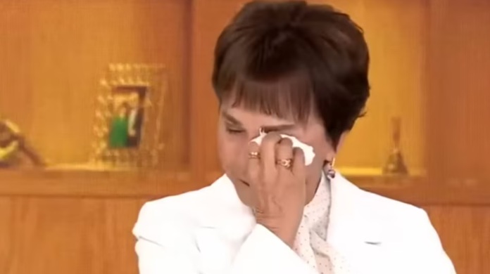 Pati Chapoy llora al recordar que casi termina en prisión