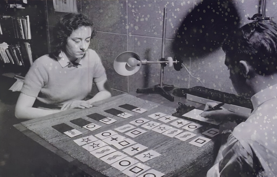 ¿Quién es Nina Kulagina, rusa que dominó la telequinesis?