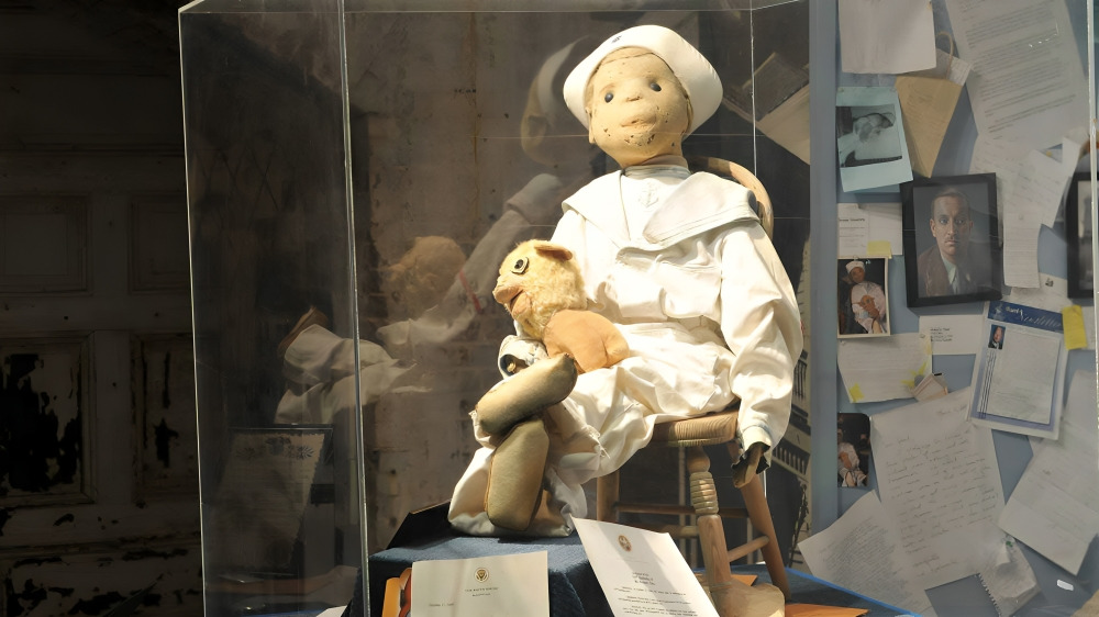 ¿Quién es Robert the Doll, el muñeco que inspiró a Chucky?