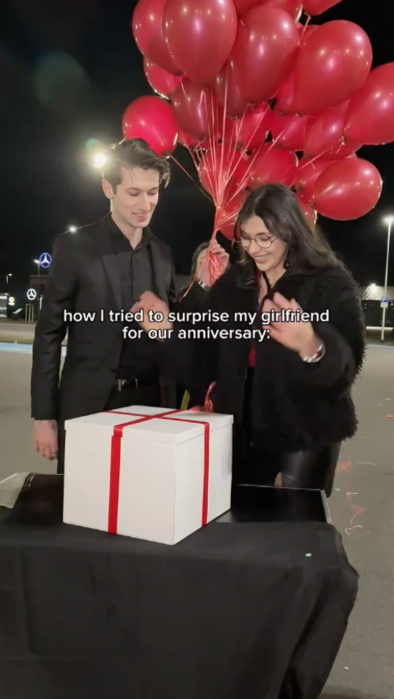 Joven invierte ahorros en regalo para su novia y sale mal