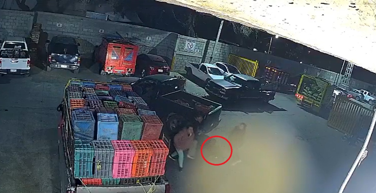 Niño muere al ser atropellado en la Central de Abastos