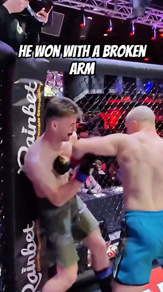 Peleador de MMA noquea a su rival con el brazo roto
