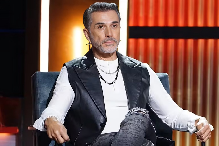Sergio Mayer explota vs. El Divo