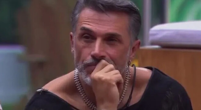Sergio Mayer molesto con integrantes de LCDLF