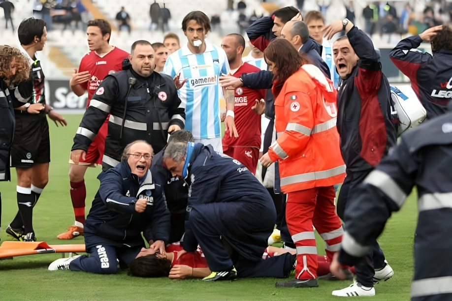 La extraña muerte de Piermario Morosini en la cancha