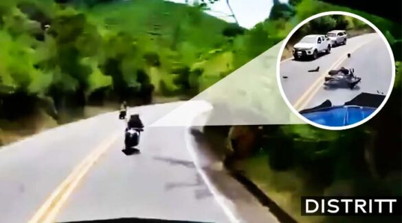 Motociclista invade carril y choca con camión |VIDEO